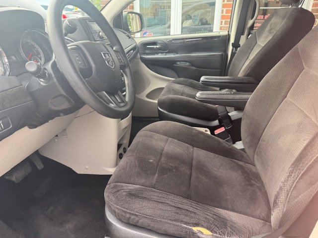2013 Dodge Grand Caravan SE photo