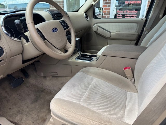 2008 Ford Explorer XLT photo