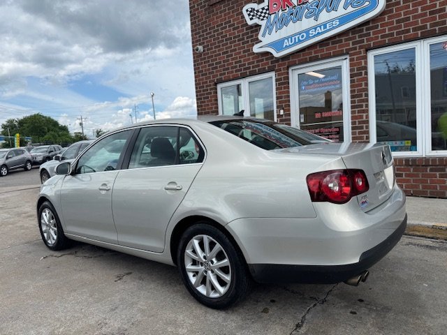 2010 Volkswagen Jetta SE PZEV photo