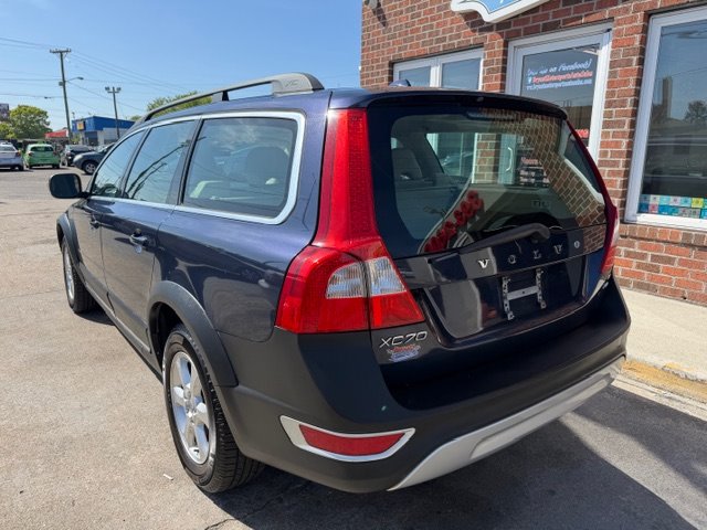 2010 Volvo C70 - $7,495