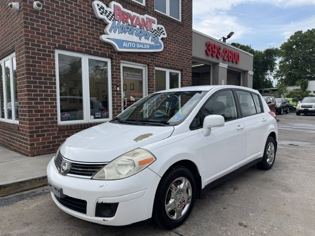 2009 Nissan Versa - $6,495