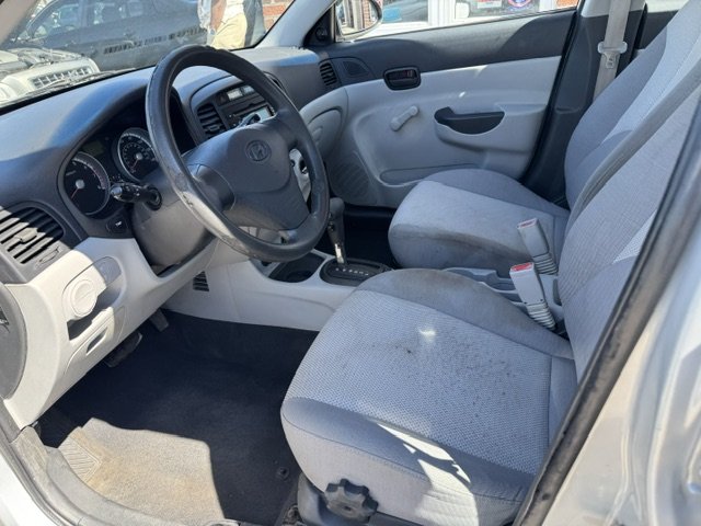 2009 Hyundai Accent - $5,995