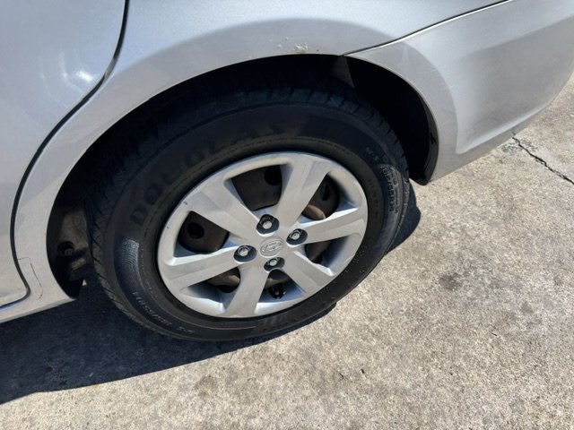 2009 Hyundai Accent - $5,995