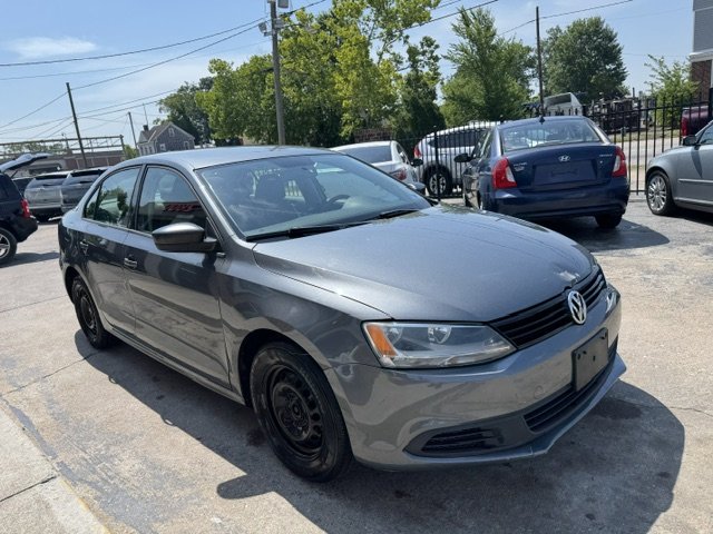 2013 Volkswagen Jetta - $7,395