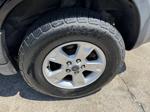 2005 Ford Escape - $1,750