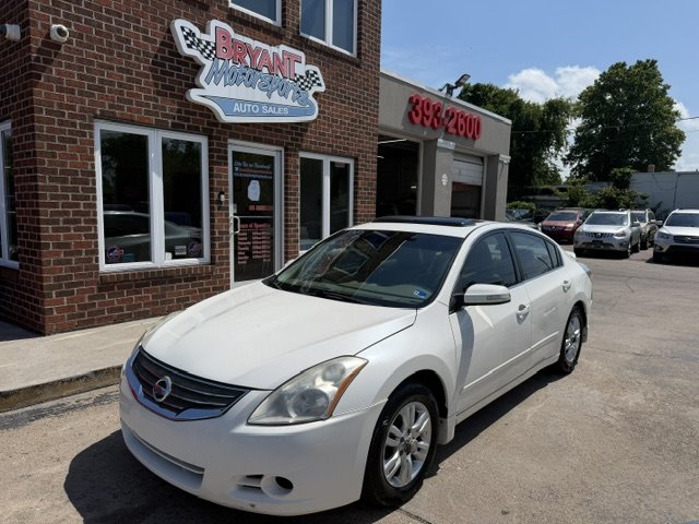 2010 Nissan Altima - $2,495