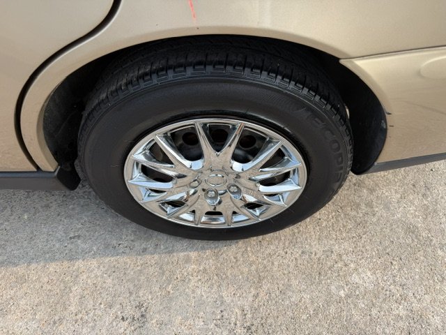2000 Saturn L-Series - $2,195