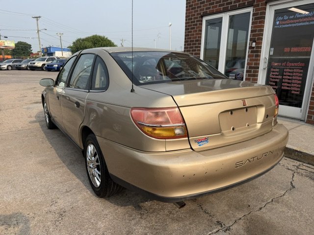 2000 Saturn L-Series - $2,195