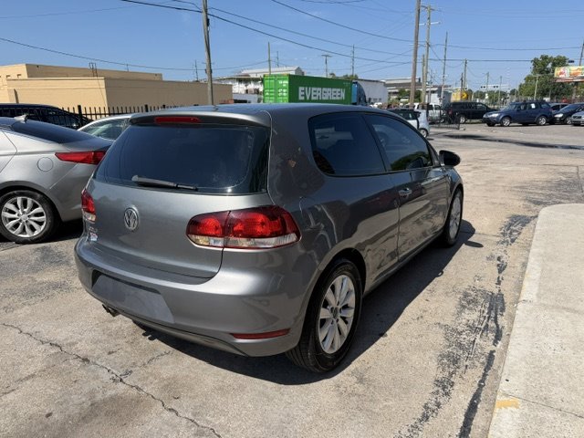 2013 Volkswagen Golf - $7,495