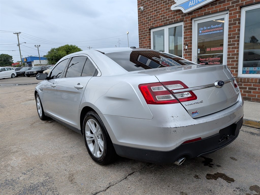 2016 Ford Taurus - $7,995