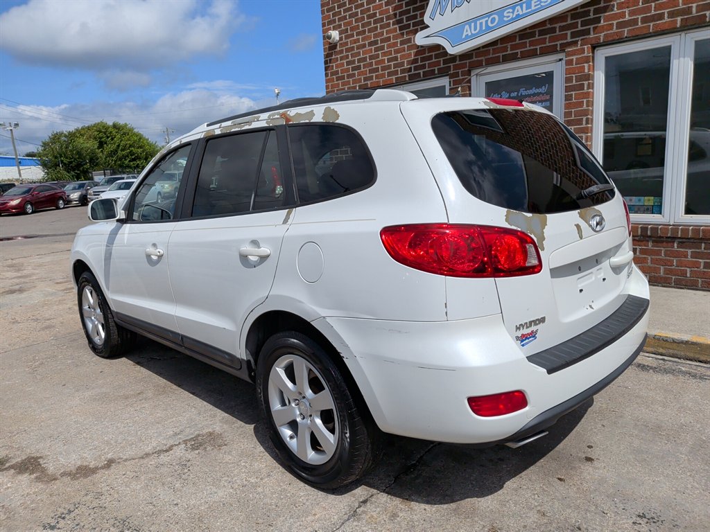 2009 Hyundai Santa Fe - $1,950
