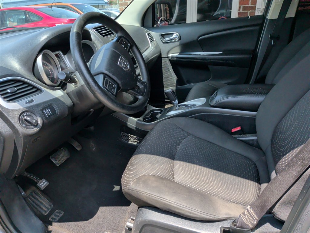 2015 Dodge Journey - $8,495