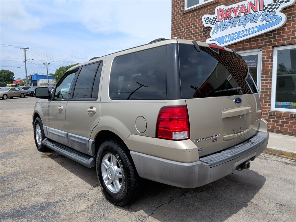 2004 Ford Expedition - $8,695