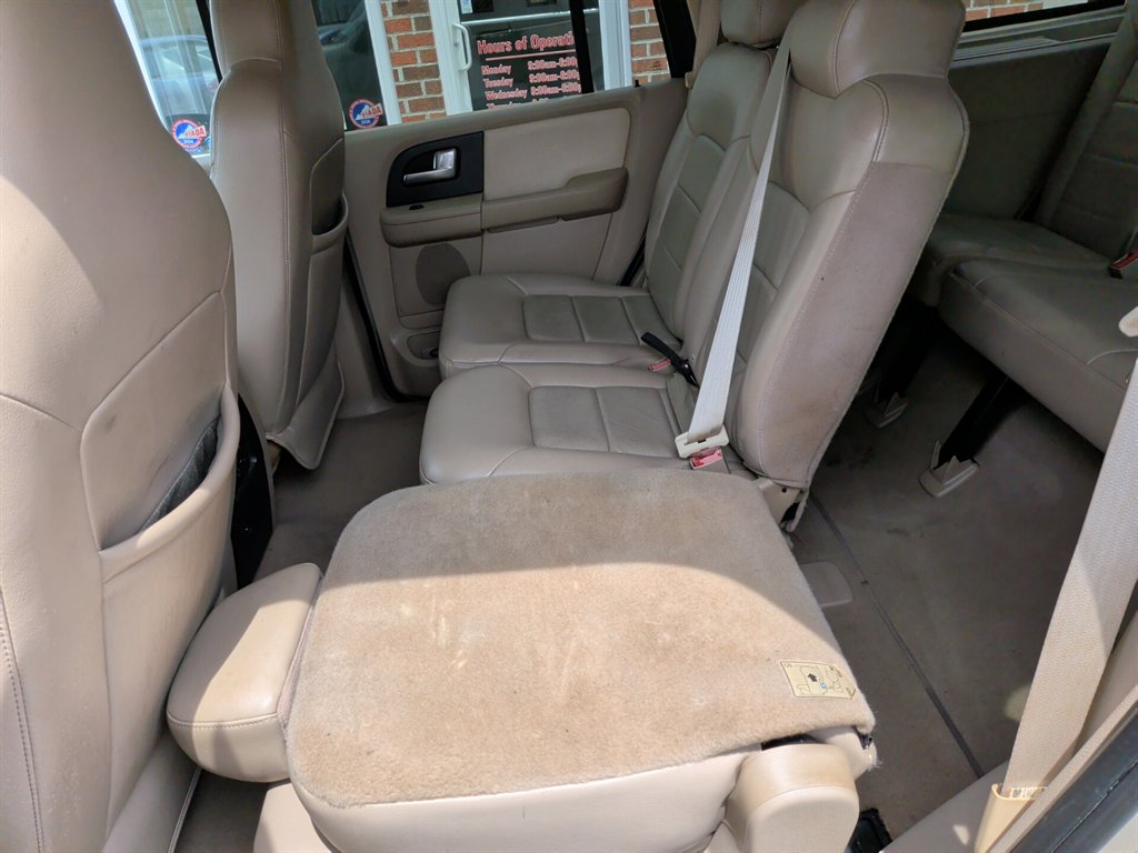 2004 Ford Expedition - $8,695