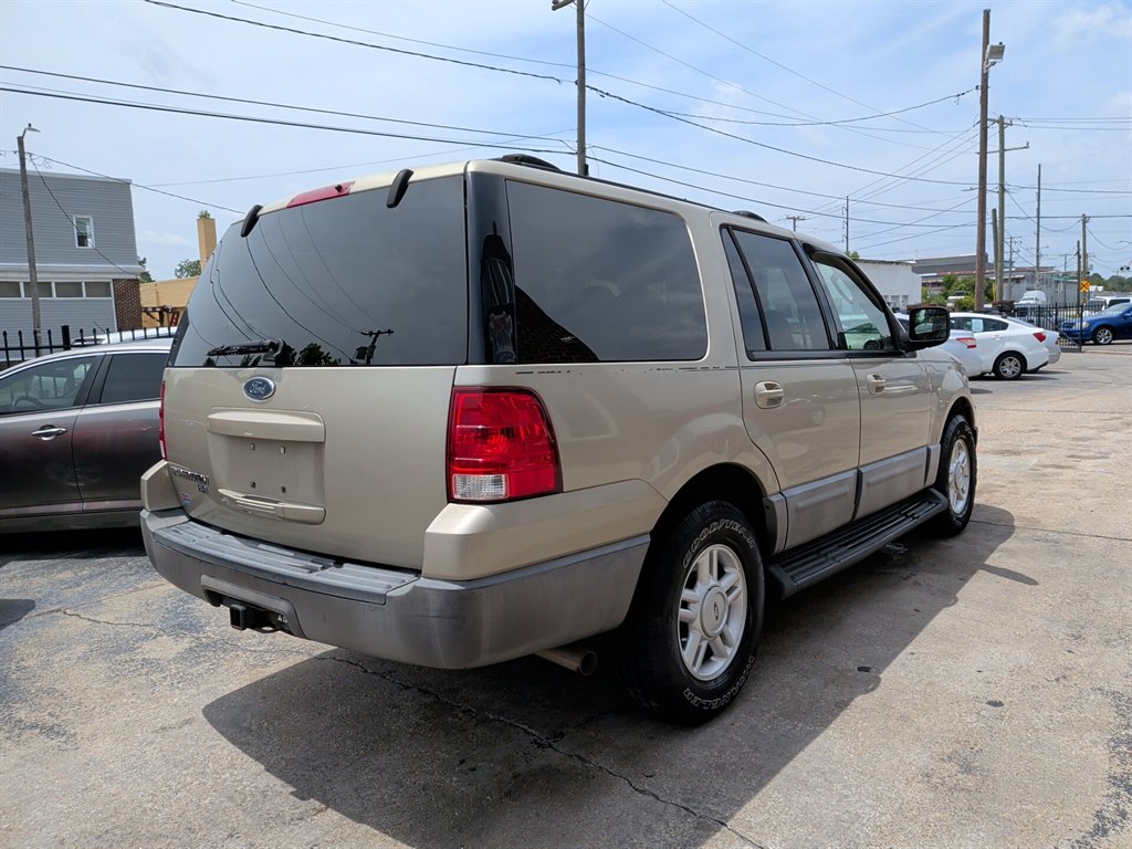 2004 Ford Expedition - $8,695