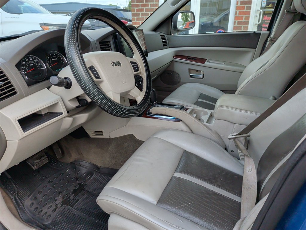 2007 Jeep Cherokee - $8,295