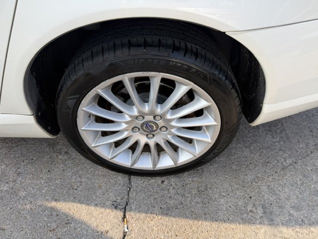 2010 Volvo S80 - $7,895
