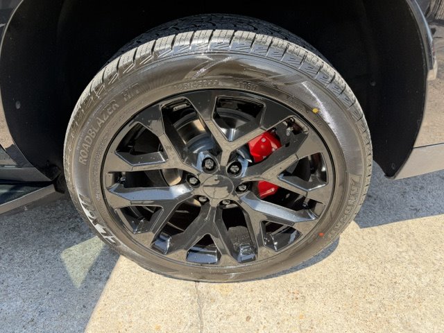 2025 Chevrolet Tahoe - $53,900