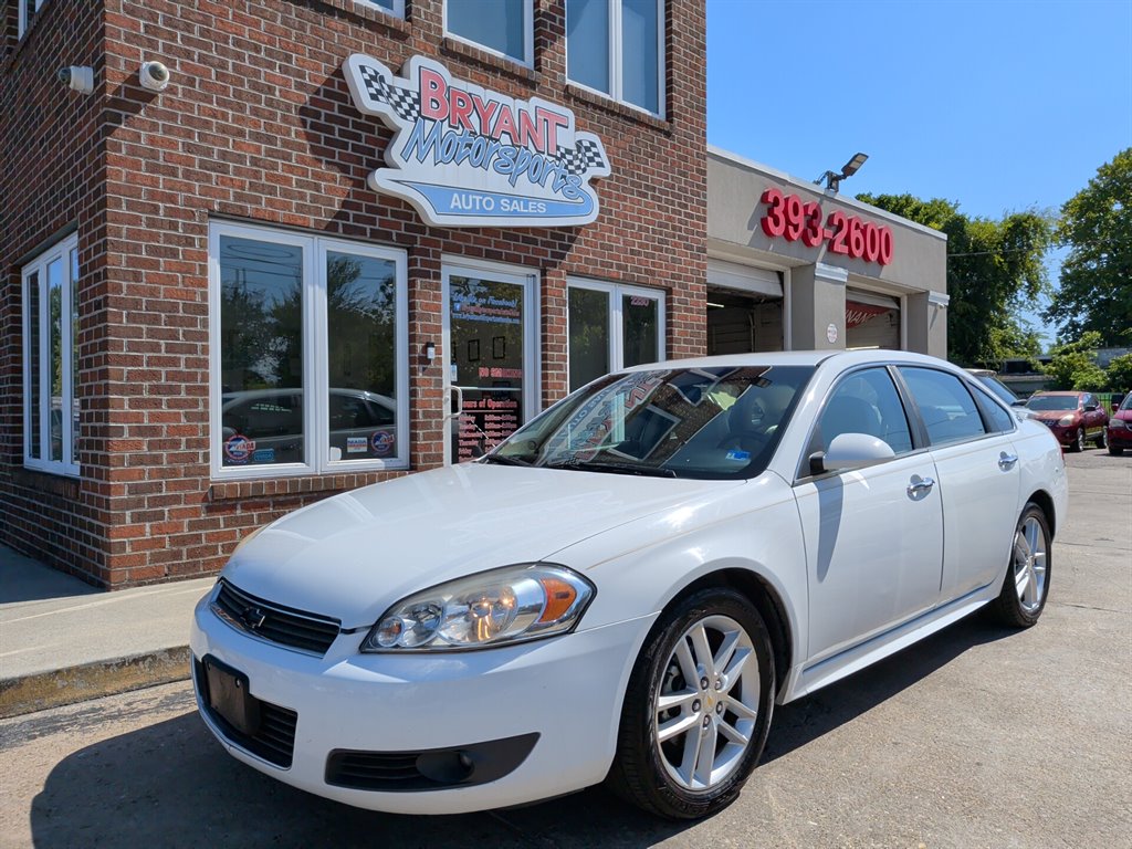 2010 Chevrolet Impala - $2,750