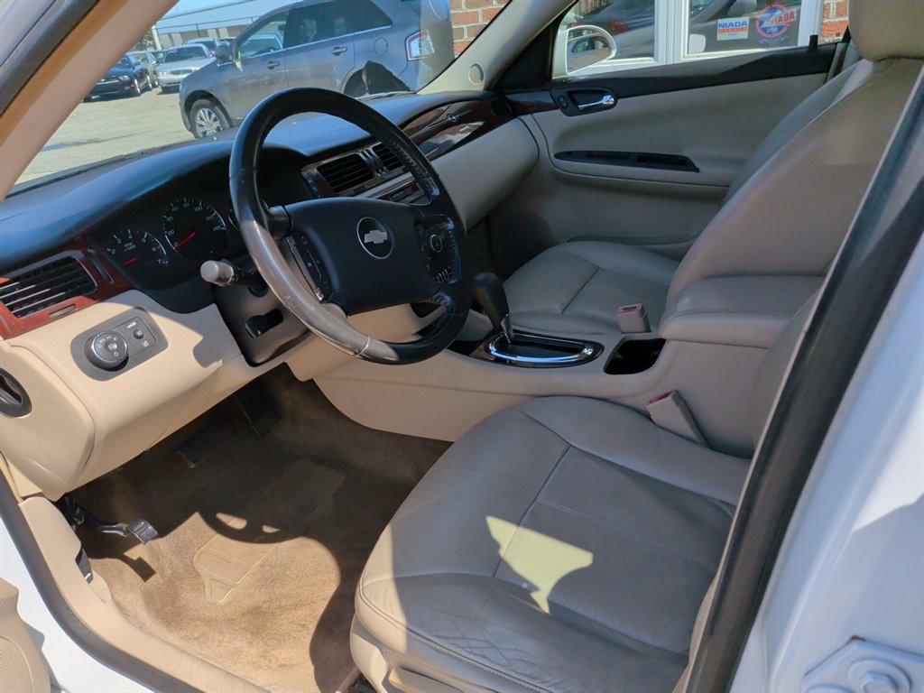2010 Chevrolet Impala - $2,750
