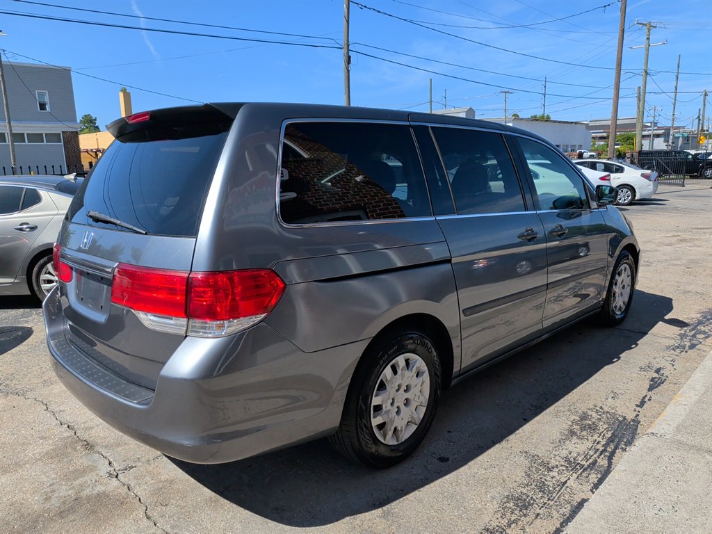2010 Honda Odyssey - $7,395