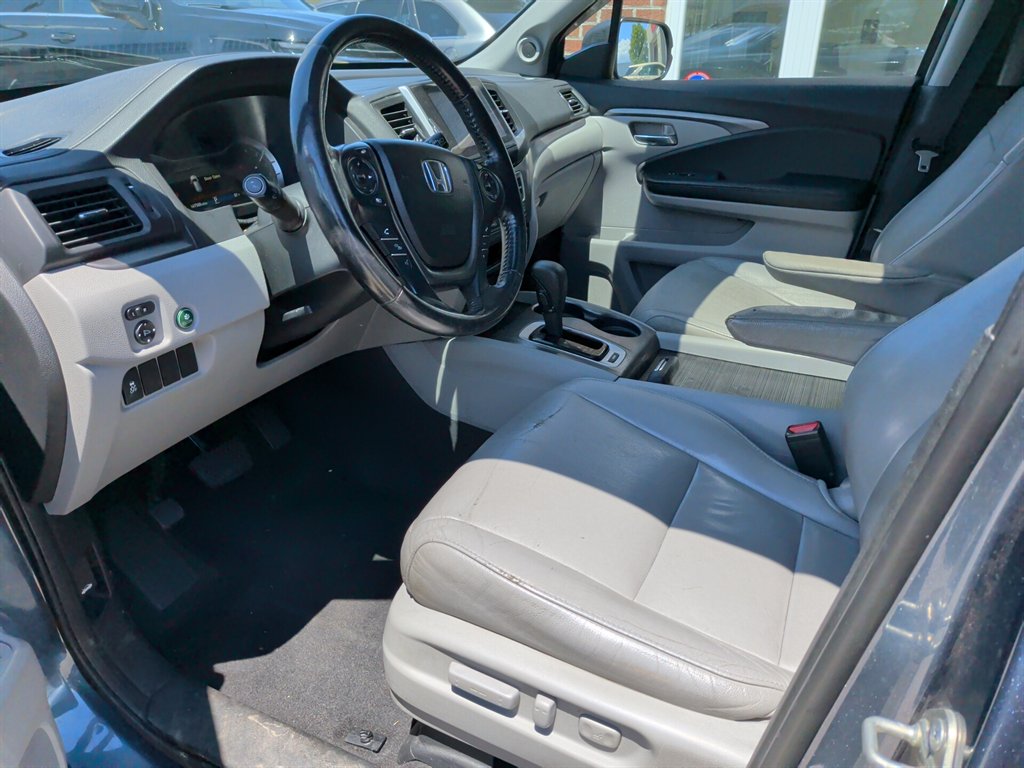 2017 Honda Pilot - $13,995