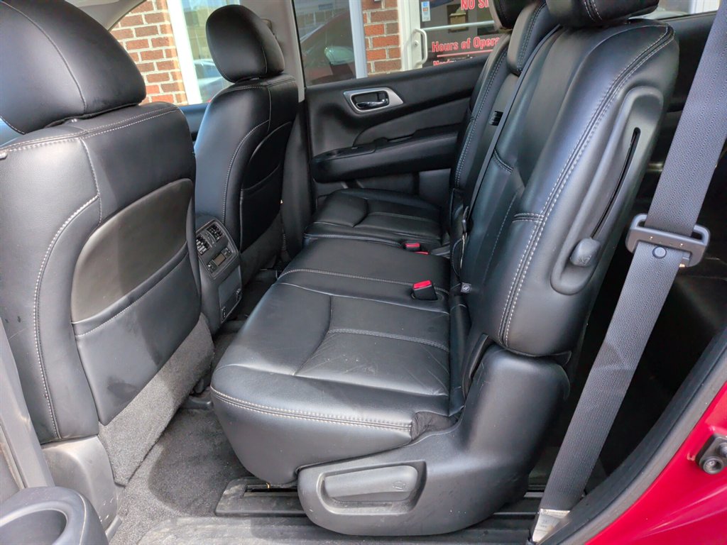2014 Nissan Pathfinder - $8,295