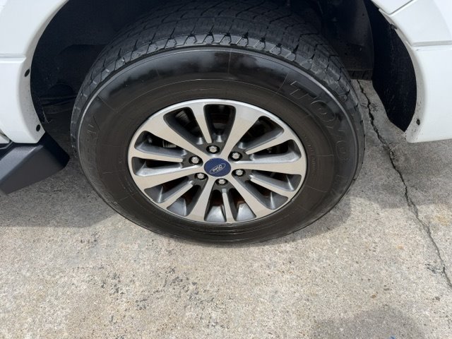 2017 Ford Expedition - $12,995