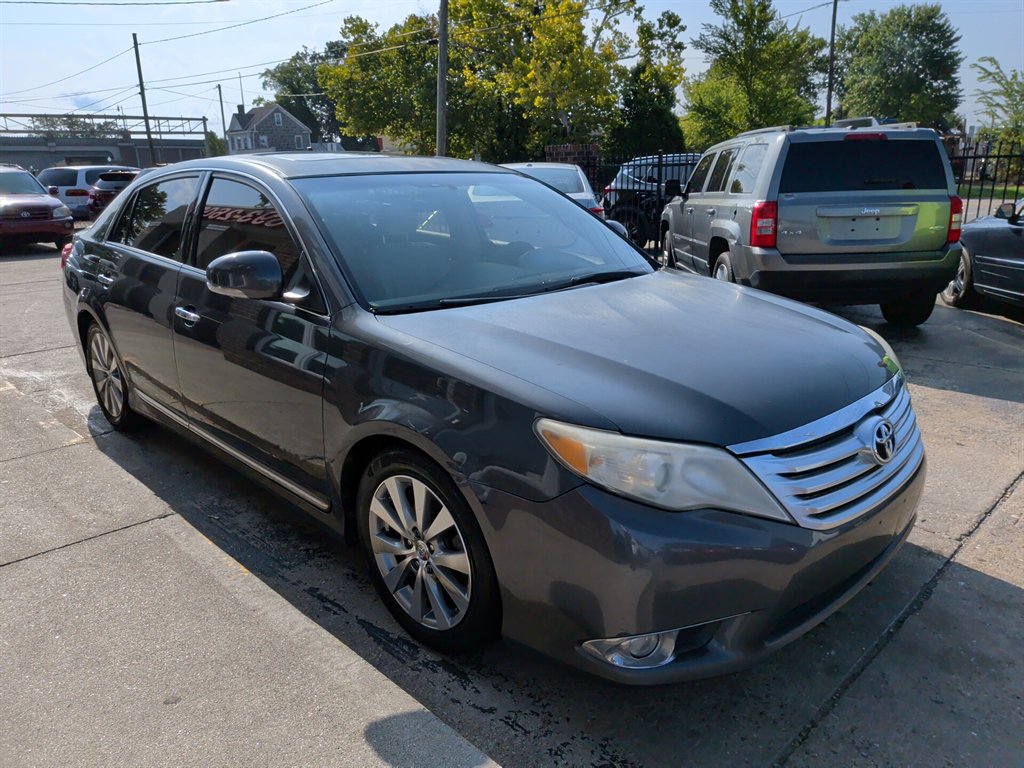 2011 Toyota Avalon - $7,795