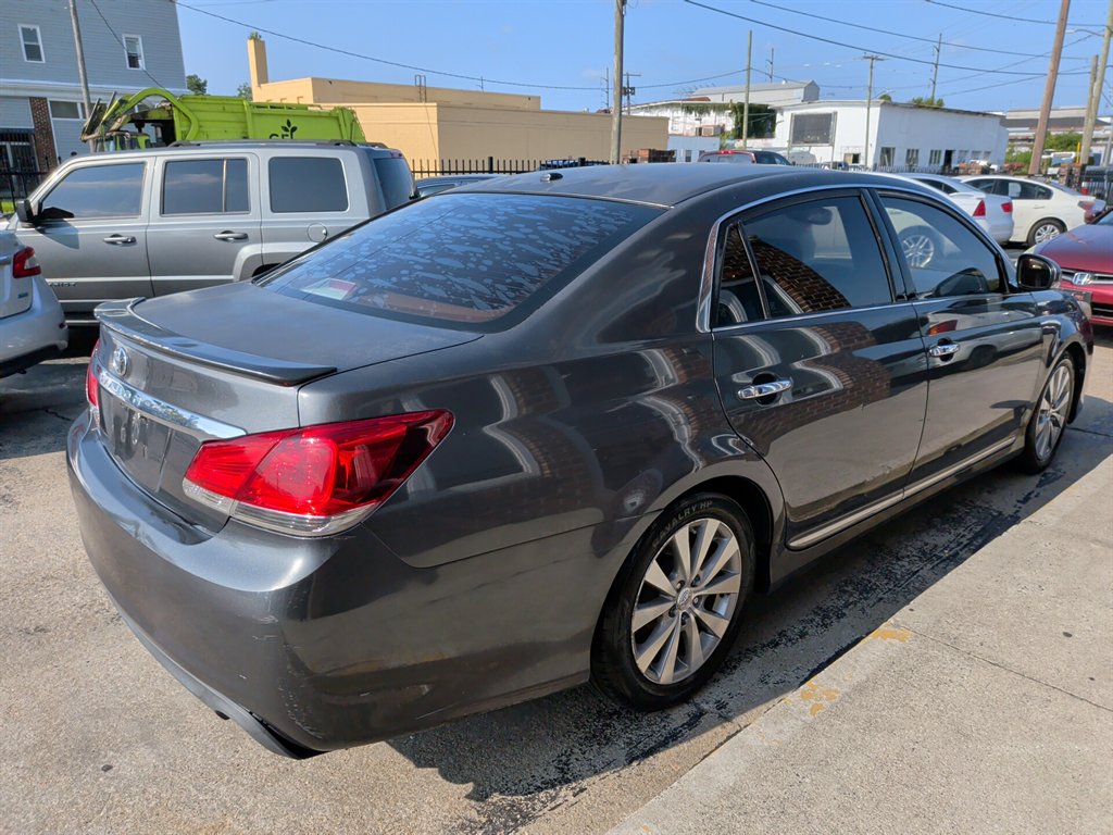 2011 Toyota Avalon - $7,795