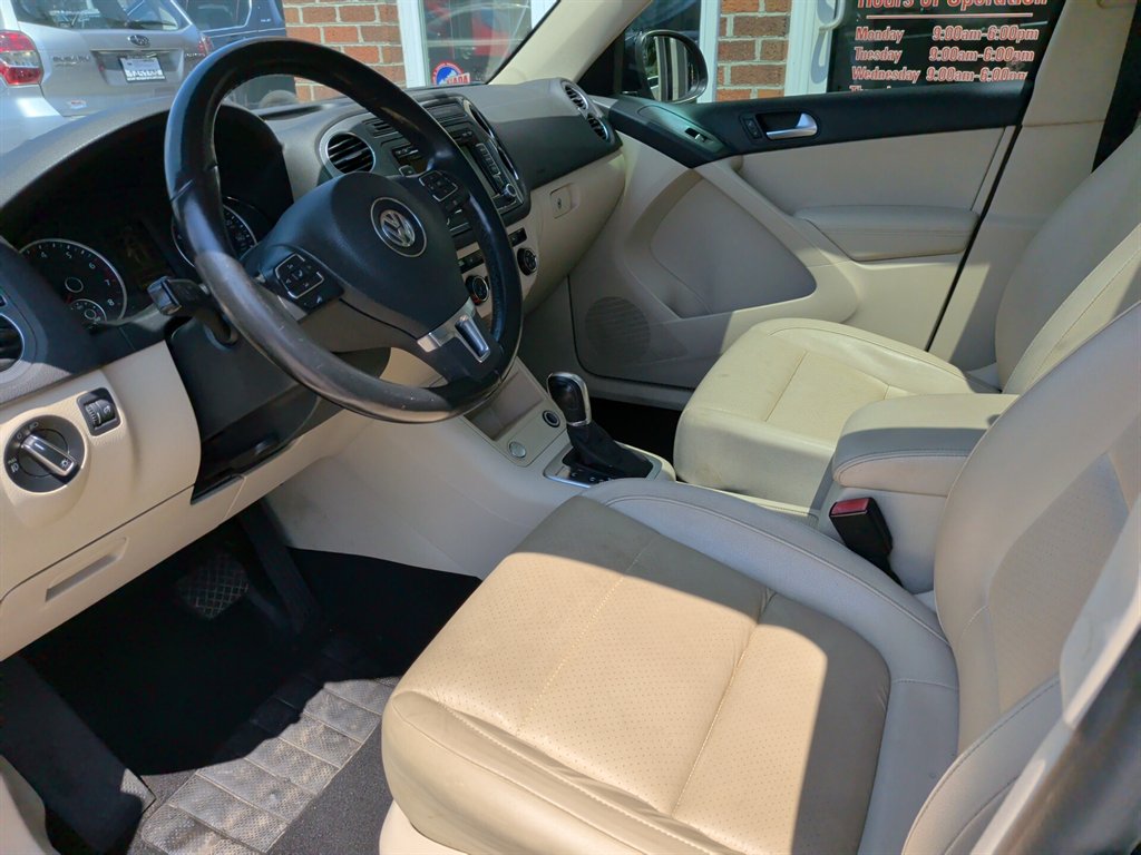 2015 Volkswagen Tiguan - $6,995
