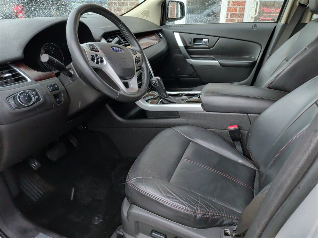 2011 Ford Edge - $7,995