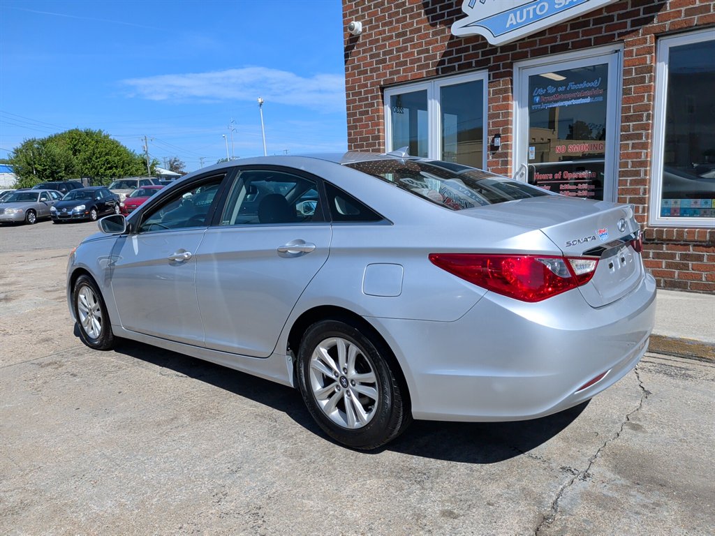 2013 Hyundai Sonata - $7,995