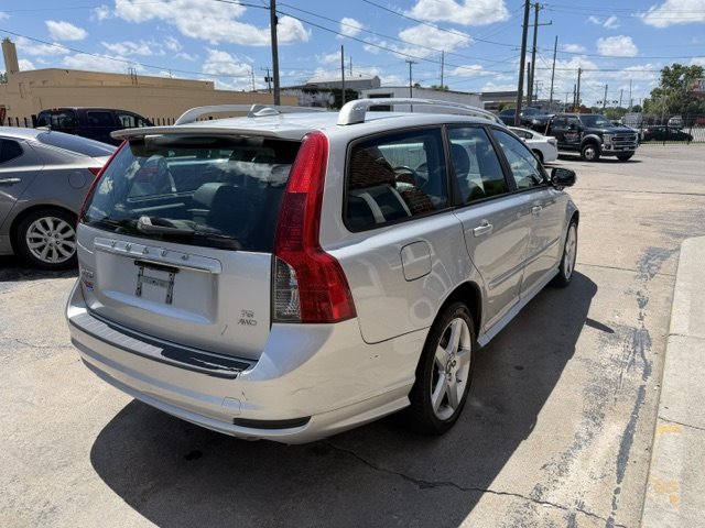 2009 Volvo V50 - $7,495