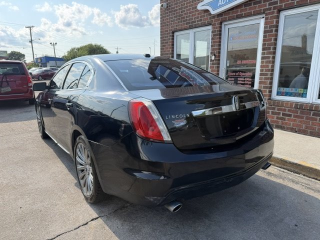 2009 Lincoln MKS - $7,295