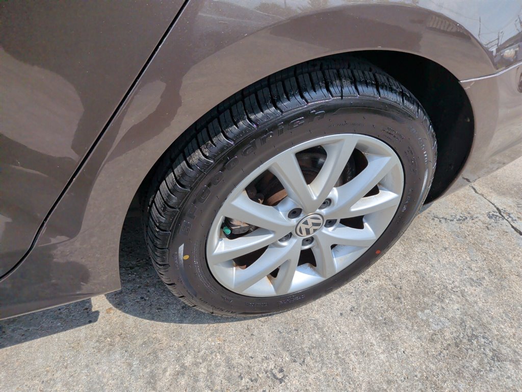 2014 Volkswagen Jetta - $7,795