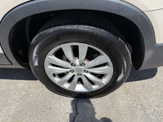2011 Kia Sorento - $8,295