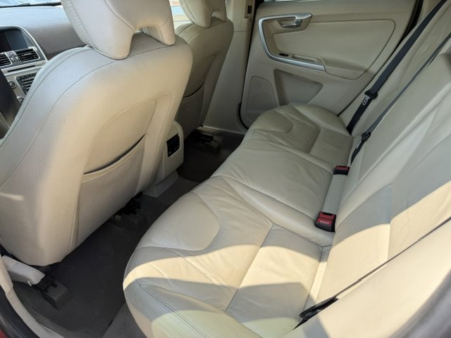 2011 Volvo XC60 - $7,995