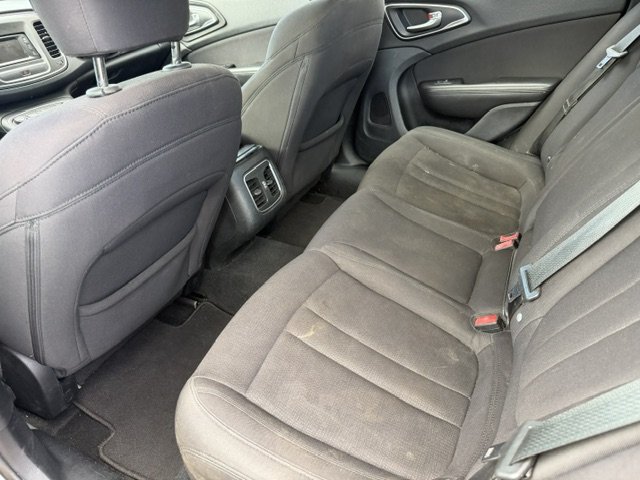 2015 Chrysler 200 - $7,495