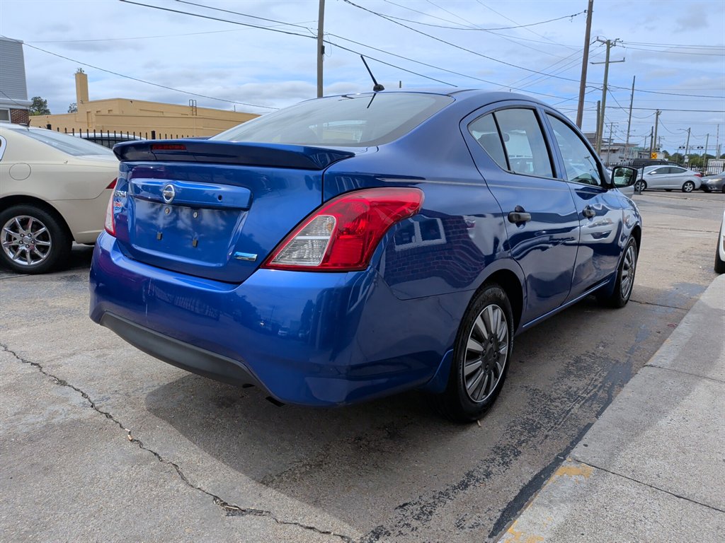 2016 Nissan Versa - $7,395