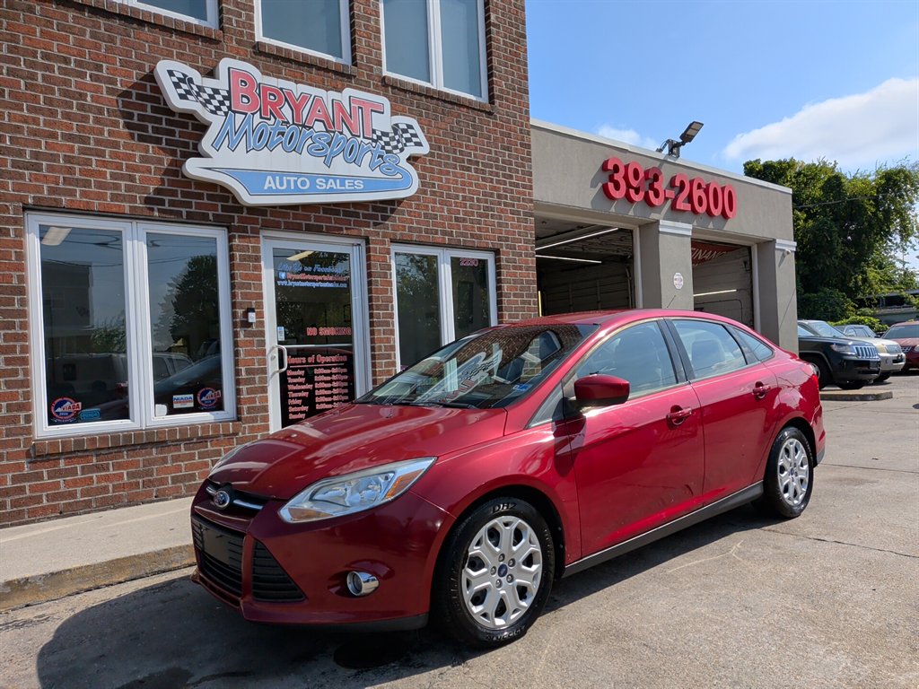 2012 Ford Focus - $5,995