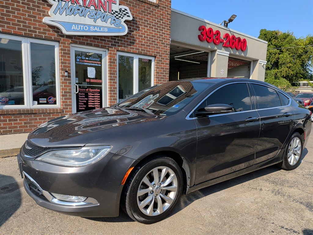 2015 Chrysler 200 - $8,295
