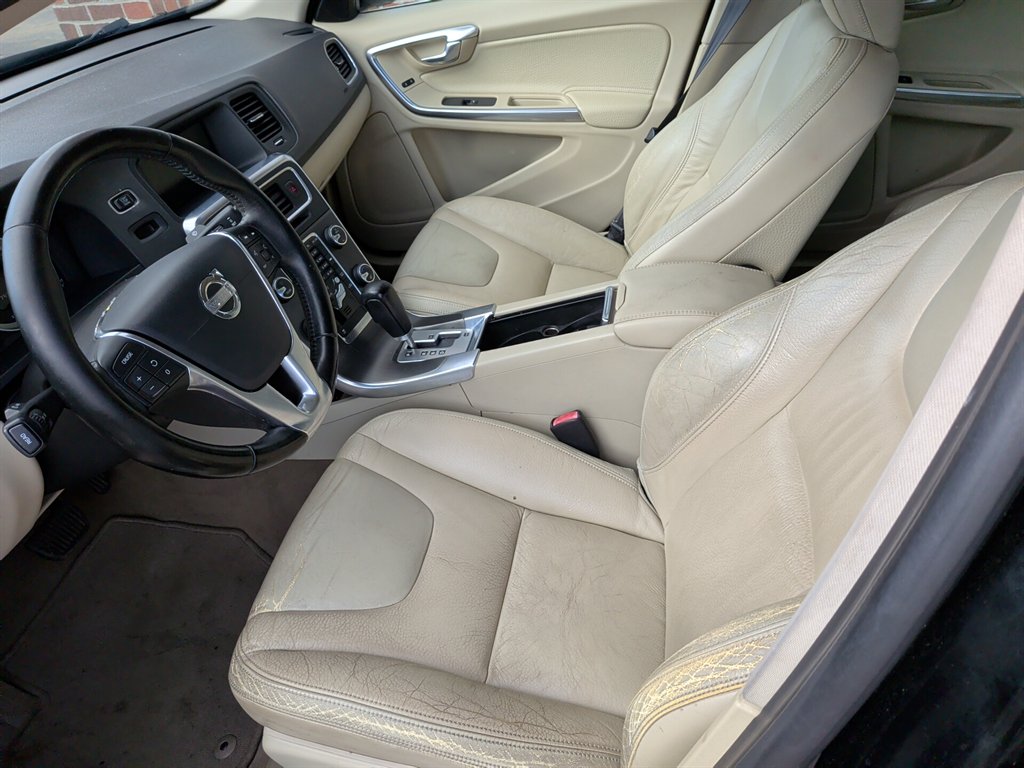 2012 Volvo S60 - $7,795