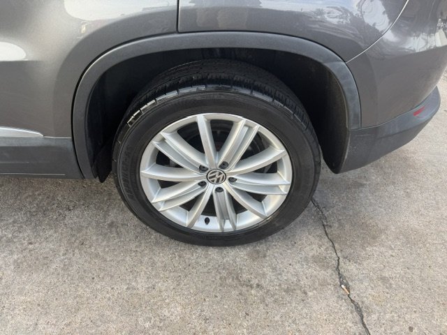 2012 Volkswagen Tiguan - $7,695