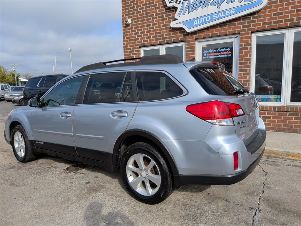 2014 Subaru Outback - $6,995