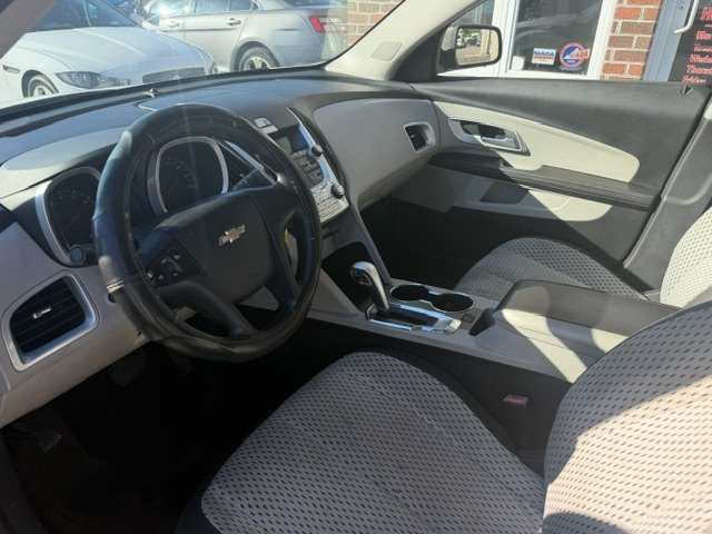 2011 Chevrolet Equinox - $7,695