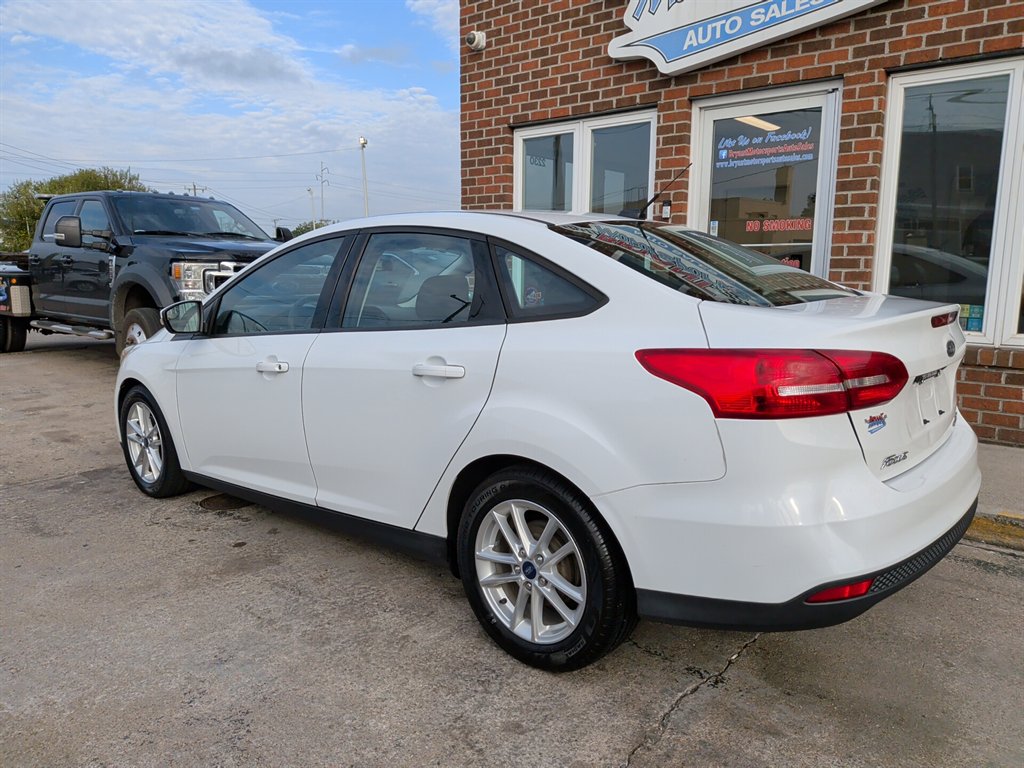 2016 Ford Focus - $7,795