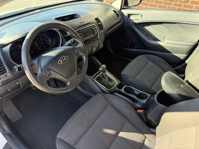 2017 Kia Forte - $8,295