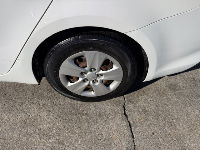 2017 Kia Forte - $8,295