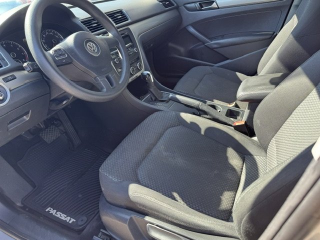 2012 Volkswagen Passat - $7,295